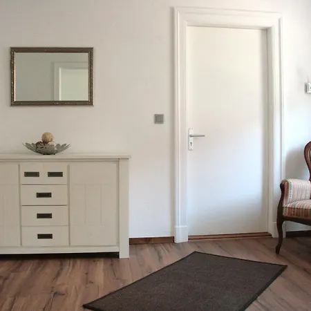 Eastside Apartman *