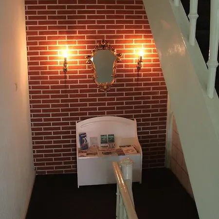 Eastside Apartment *